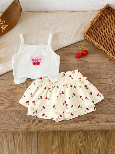 SHEIN 女婴休闲简约巧克力色短袖圆领上衣短裤套装，适合夏季穿着