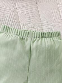 SHEIN 新生男宝宝夏季可爱清新纯色立领前袋白色竖条纹短袖上衣+绿色底白色竖条纹短裤套装 - 綠色 - 查看 9