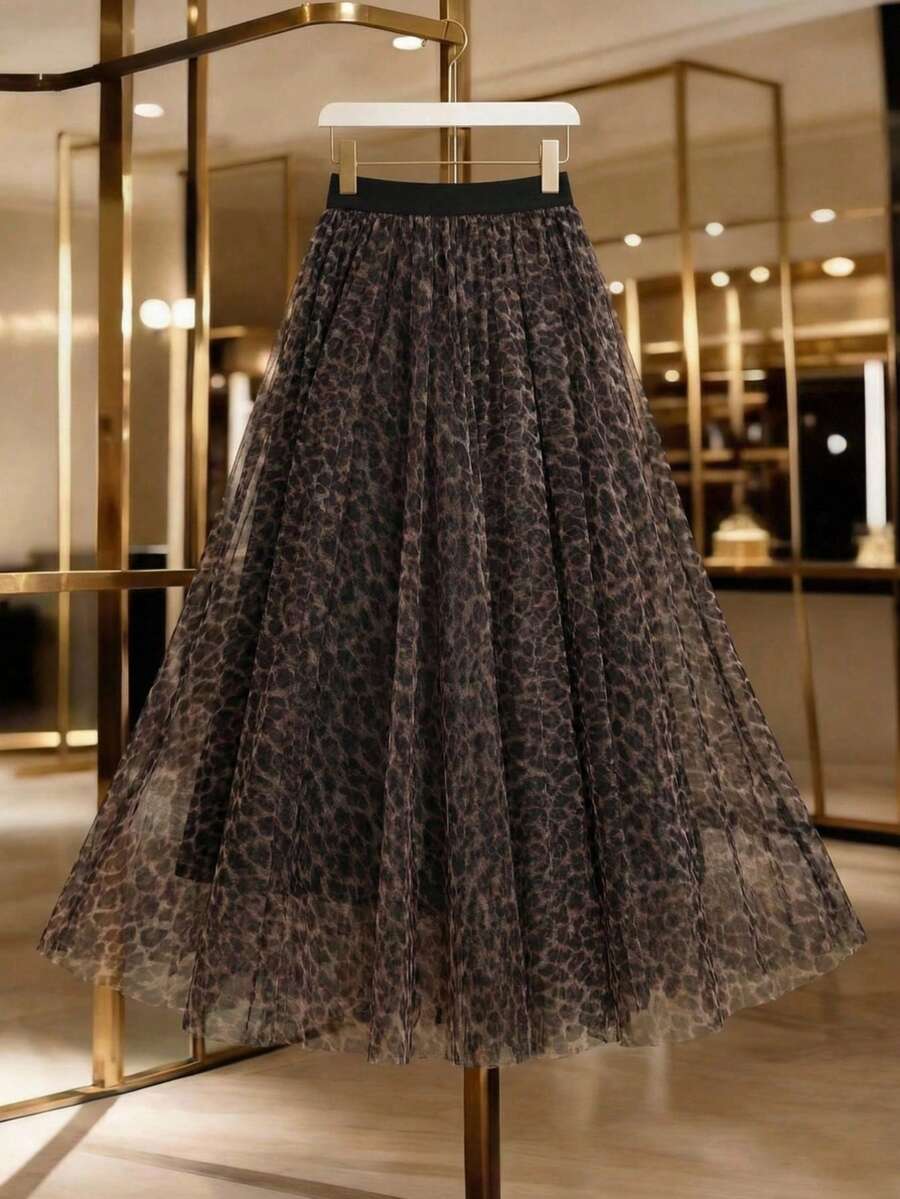 GlowEve CURVE 加大码女式网纱豹纹数码印花弹力腰双层网纱3D豹纹设计优雅约会晚礼服，秋季豹纹印花 - 彩色 - 查看 1