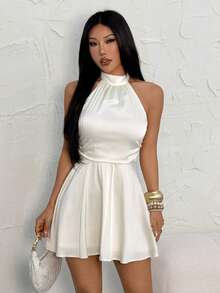 SHEIN PETITE 女士纯色露背扭结褶皱挂脖迷你连衣裙,适合秋季、圣诞节、新年、感恩节等场合,优雅派对礼服,婚礼宾客礼服,舞会礼服,正式礼服,晚礼服,时尚婚礼 - 杏色 - 查看 10