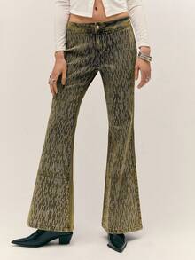 Easelle Women's Casual Fashion Street Party Rhinestone Embellished Flare Jeans - Multicolor - View 3