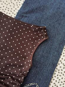 SHEIN 少女针织休闲简约波点印花不对称褶皱短款上衣，适合春夏穿着，休闲百搭，可打造个性造型，日常穿着 - 棕色 - 查看 3