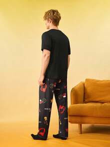 男士圆领字母和耳机印花短袖上衣和裤子休闲家居服套装 - 黑色 - 查看 2