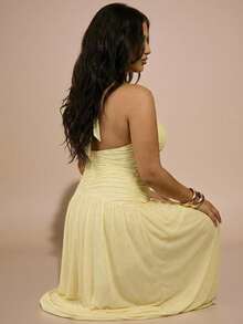 SHEIN BAE Đầm maxi lưới ôm sát cơ thể màu vàng kem trơn, cổ chữ V sâu, kiểu dáng tối giản, gợi cảm, dành cho nữ, phù hợp cho tiệc tùng, cocktail, các dịp trang trọng, phù dâu, sinh nhật, công sở thường ngày, đầm maxi thanh lịch cho nữ, ngày Valentine, trang phục Valentine cho nữ, đầm hè cho nữ, đầm lễ Phục sinh cho nữ, đầm dự tiệc thanh lịch, trang phục đi biển cho nữ, trang phục đi biển, đầm dự đám cưới cho nữ, trang phục tốt nghiệp cho mẹ, đầm thường ngày cho nữ, trang phục đi nghỉ mát cho nữ, trang phục nghỉ hè, phong cách Y2K, đầm xếp nếp, chân váy xếp nếp, đầm hoa cho nữ, đầm xanh lá cây, đầm cỡ lớn cho nữ, trang phục miền Tây cho nữ, đi chơi, đầm sinh nhật cho nữ, đầm ngày Thánh Patrick cho nữ, trang phục đi xem hòa nhạc đồng quê, trang phục cao bồi cho nữ. - Vàng nhạt - Xem 3