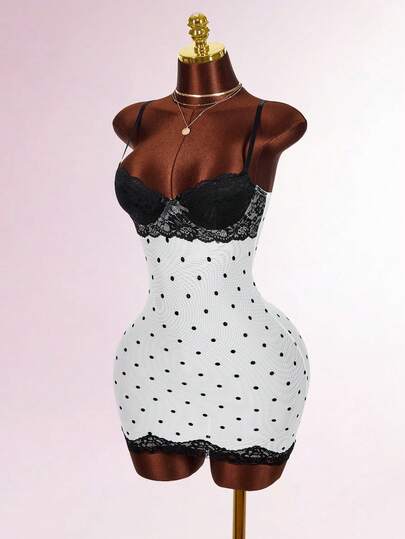 Amplova 蕾丝罩杯细节热带花卉网纱紧身迷你连衣裙