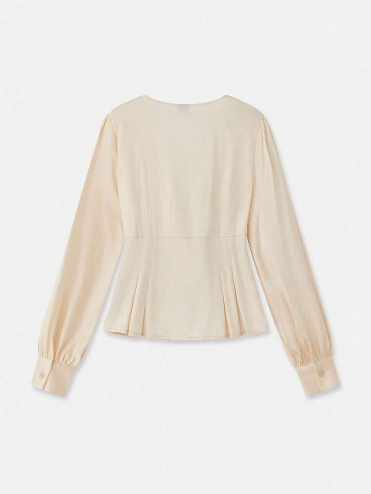 Cream Satin Vintage Blouse With Long Sleeves And Contrast Black Waist Tie – Autumn/Winter Style