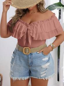 SHEIN VCAY Camiseta casual de talla grande con hombros descubiertos y ribete de volantes en unicolor - Rosa coral - Ver 1