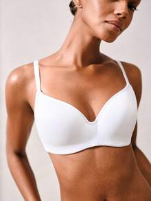 WINGSLOVE 无钢圈文胸 - 柔软轻薄衬垫，专为丰满女性设计，透气侧翼，缓解压力，塑形瘦身 - 白色 - 查看 5