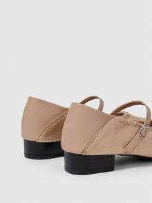 Sleekvia Women's Buckle Design Casual Versatile Flat Shoes - Apricot - View 3