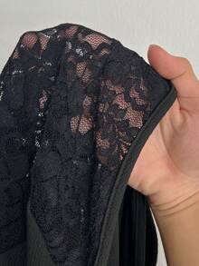 Viva Relle Đầm ôm sát màu đen cỡ lớn, cổ chữ V sâu, tay ren thắt nơ, xẻ tà cao. - màu đen - Xem 7