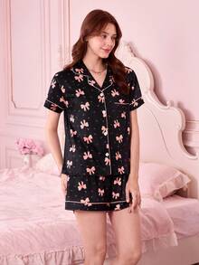 两件套女士睡衣套装，蝴蝶结爱心印花，浪漫情人节礼物，舒适衬衫领短袖上衣搭配宽松弹力短裤，适合派对、休闲户外和居家穿着，春夏款 - 黑色 - 查看 7