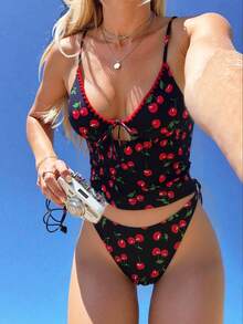 SHEIN Swim Mod 两件套女士沙滩装，包括一件坦克比基尼泳衣和一件复古樱桃印花镂空泳衣，适合海滩、泳池、春夏度假穿着，女士樱桃泳装，樱桃印花泳衣 - 黑色 - 查看 1