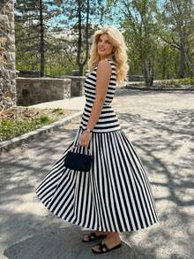 Dripcurv Plus Size Women's Spring Black And White Striped Knit Long Dress,Summer Dresses,Summer Holiday Outfits,Elegant Ceremony Dresses - Black and White - View 4