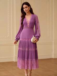 ZEYLAH V领蕾丝拼接褶裥A字连衣裙，春夏款 - 紫丁香色 - 查看 6