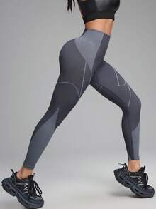 Innovista Women's Striped High Waist Seamless Fitness Leggings,Buttery Soft Tummy Control Workout Tights,V-Back Squat Proof Yoga Pilates Compression Pants,Grey - Grey - View 6