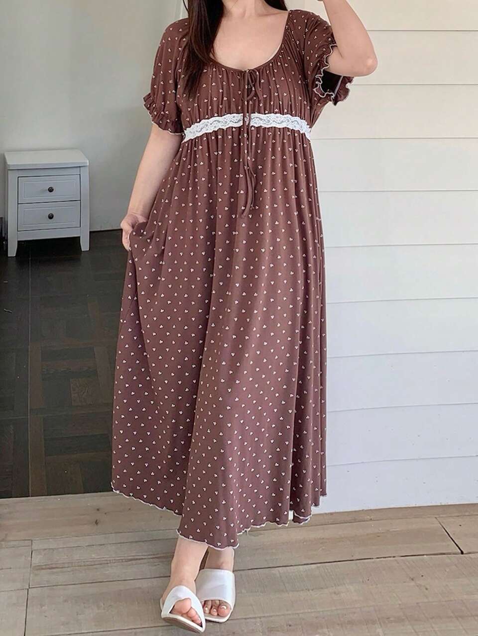Dazy Plus Elegant Ditsy Floral Scoop Neck Tie-Up Contrast Lace Cinched Waist Long Nightgown With Short Sleeves Pajamas