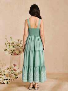 SHEIN 优雅印花连衣裙，波西米亚风无袖连衣裙，适合少女，春夏绿色层叠连衣裙，绿色夏季连衣裙，鼠尾草绿连衣裙，适合少女，鼠尾草绿连衣裙，优雅连衣裙，薄荷绿层叠连衣裙，茶会连衣裙，少女鼠尾草绿连衣裙，少女茶会连衣裙，浅绿色连衣裙，适合少女，绿色层叠连衣裙，少女春季连衣裙，女士夏季连衣裙，少女春季连衣裙，女士春季连衣裙，鼠尾草绿层叠连衣裙，欧洲夏季连衣裙 - 綠色 - 查看 2