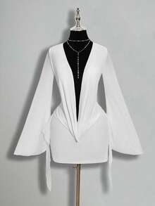 SHEIN ICON Vestido mini con escote pronunciado, parches de malla y espalda descubierta - Blanco - Ver 4