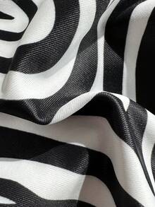 Swim Vcay 2026春夏吊带黑白斑马纹+黑棕豹纹吊带露背高衩丁字裤比基尼四件套泳衣，适合度假和派对穿着 - 彩色 - 查看 6