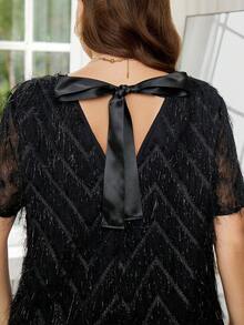 SHEIN Clasi 大码女式纯色圆领短袖流苏优雅连衣裙 - 黑色 - 查看 5