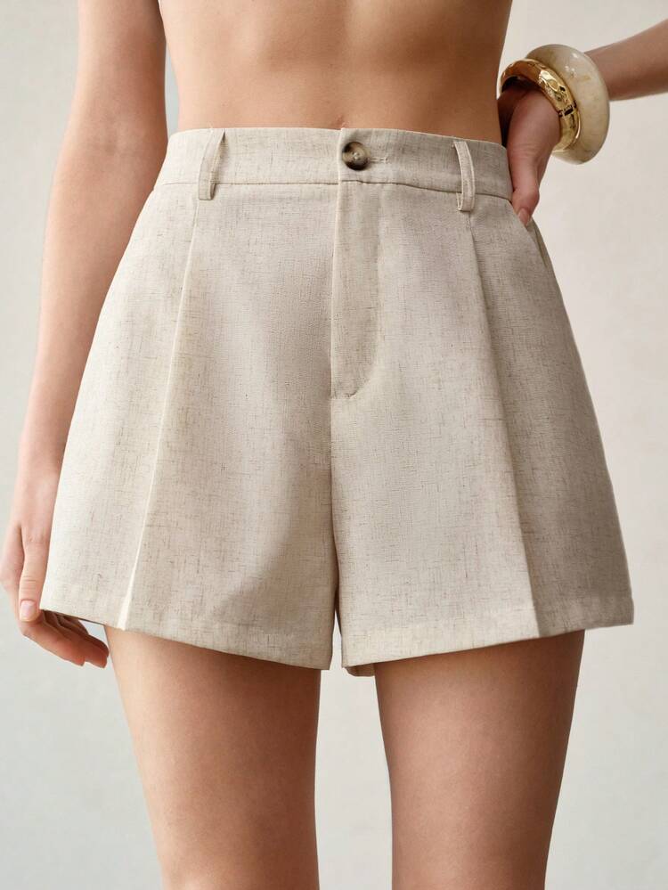 SLANT POCKET FOLD PLEATED SHORTS