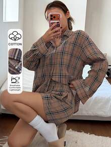 DAZY Conjunto de pijama de camisa holgada y pantalones cortos a cuadros para mujer - Caqui - Ver 3
