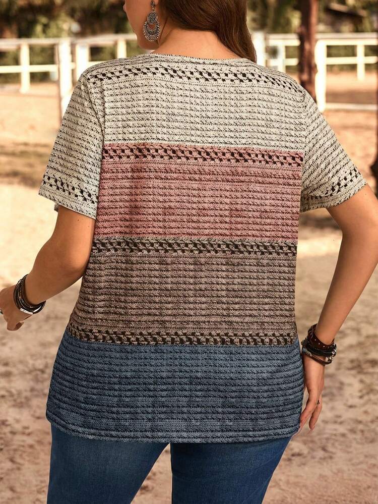 Plus Size Women Contrast Color Round Neck Casual Loose T-Shirt