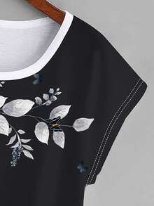 SHEIN LUNE 花卉印花蝙蝠袖弧形下摆T恤衫 女式上衣 - 彩色 - 查看 3