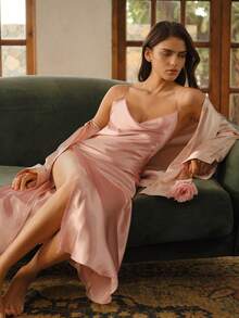 Vestido feminino elegante de cor sólida, modelo slip, com alças finas e fenda alta, tecido leve e macio, cor vibrante, ideal para usar em casa. - Rosa Melancia - Ver 11