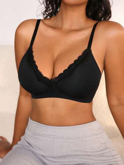 NudeFit Comfortable Lace Trim Seamless Padded Bra