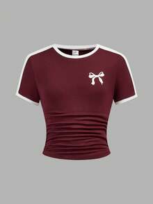 SHEIN Girlism 少女休闲家居服及街头风褶皱蝴蝶结印花撞色短款修身舒适圆领针织上衣，复古学院风撞色设计 - 酒紅色 - 查看 1