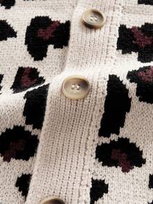 ROMWE MEN Camiseta sin mangas con botones y estampado de leopardo jacquard para hombre - Multicolor - Ver 4