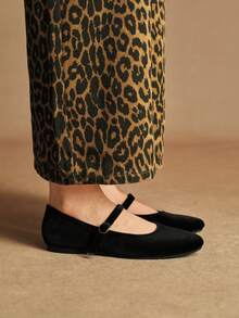 Rosivie Women's Casual Versatile Commute Simple Buckle Flats - Black - View 2