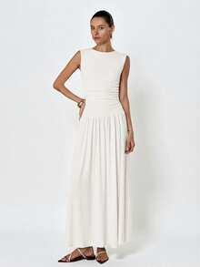 Aveloria Modichic White Minimalist Elegant Pleated Round Neck Sleeveless Dress - White - View 4