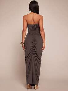 Radiana 优雅棕色褶皱无肩带连衣裙，修身包臀款式，适合约会、派对、鸡尾酒会、俱乐部、夜生活、夜间外出、宴会、海岛度假、海滩、休闲外出、假日旅行等场合。 - 咖啡棕 - 查看 2