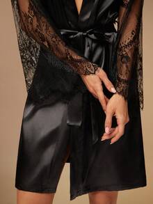 Silquee 撞色睫毛蕾丝腰带缎面睡袍（不含内衣）Luxeloungewear，秋冬款 - 黑色 - 查看 6