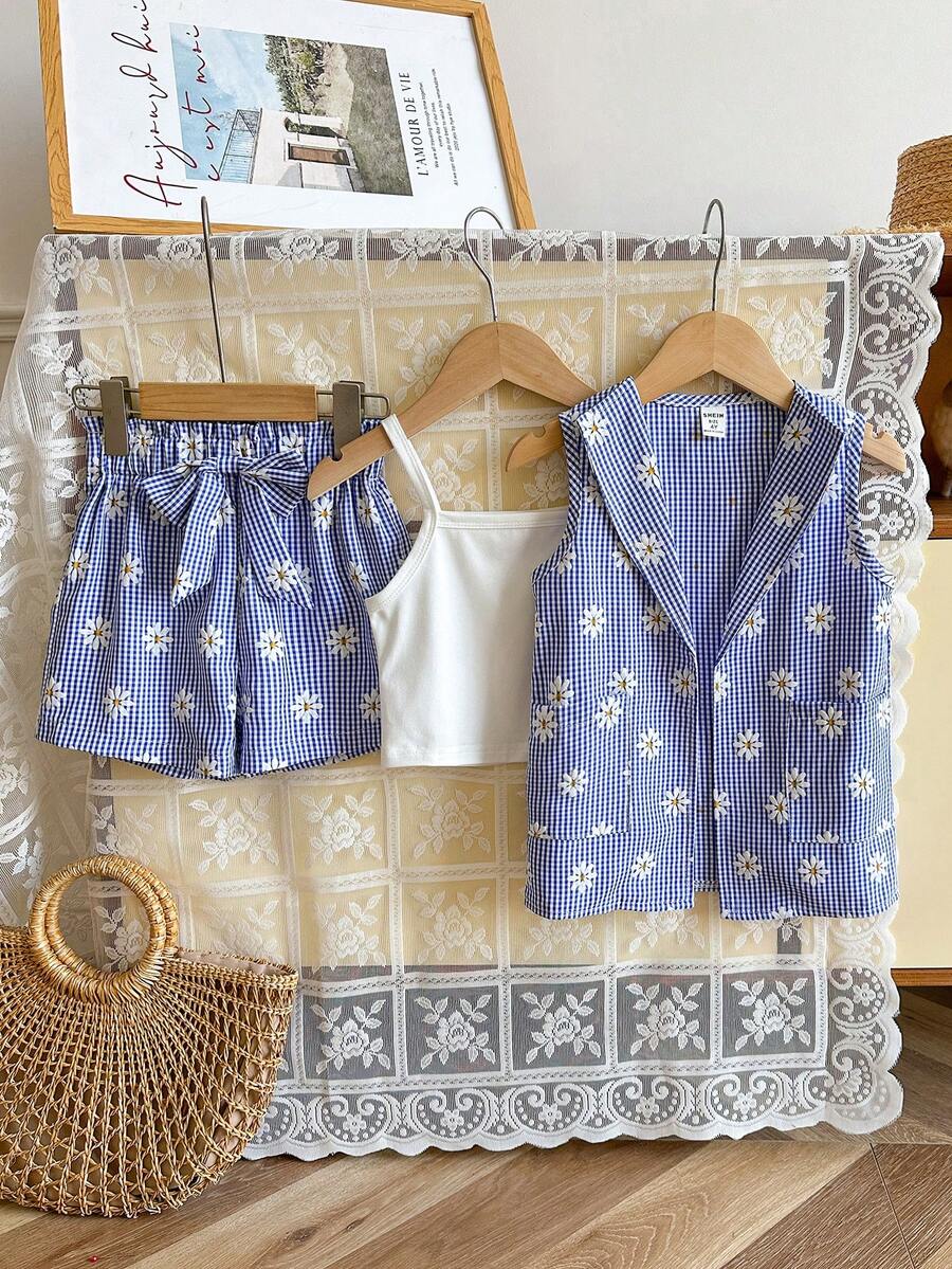 3件套女童夏季雏菊印花蓝色格子无袖背心外套上衣和裤子套装，含吊带衫，夏季风格，简约设计，适合度假女童穿着 - 彩色 - 查看 1