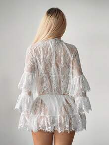 Sweetina 女士白色假日度假性感外出音乐会花卉蕾丝插肩喇叭袖性感透视迷你连衣裙，夏季 - 白色 - 查看 2