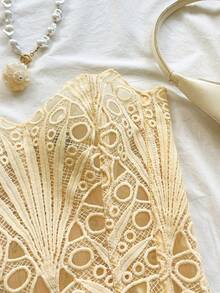 Soleia 露肩蕾丝层叠修身束身胸衣上衣，性感前卫度假风，镂空刺绣连体衣，适合夜间外出、婚礼宾客、秋季穿着。 - 杏色 - 查看 4