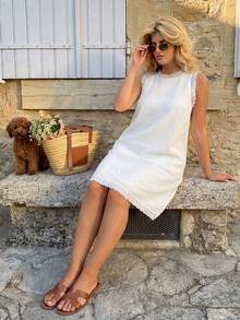 Dripcurv Casual White Halter Neck Sleeveless Tunic Dress Short Embroidery Plus Size Resort Wear - White - View 4