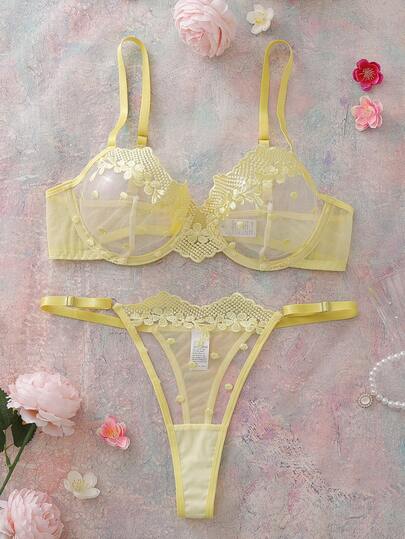 2pcs Yellow Innocent Girl Style Wire-Rimmed Bra Set