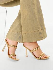 Glitzique Giày Sandal Nữ Cao Gót Thời Trang Mũi Vuông Màu Trơn - Vàng - Xem 7