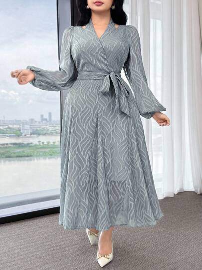 Feyla 大码优雅纯色镂空派对连衣裙