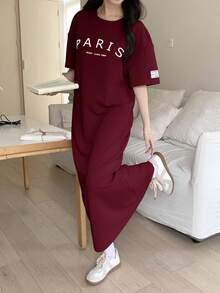 SHEIN 青少年女孩酒紅色短袖T恤洋裝，秋季寬鬆大尺寸圖案字母印花針織圓領休閒洋裝，度假風 - 酒紅色 - 查看 6