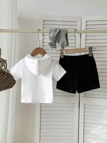 男婴卡通熊字母印花短袖连帽T恤和短裤休闲套装，夏季套装，婴儿服装，男婴春夏套装 - 黑與白 - 查看 2