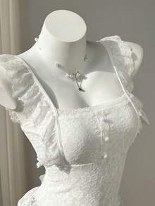 Elamini Women's Sweet & Cute Casual Daily Lace Fabric Cap Sleeve Square Neck All-White T-Shirt, Fashionable & Versatile For Spring/Summer - White - View 4