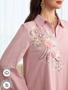 Al Najma Elegantes langärmliges Kleid mit Paillettenkragen in Pink - Pink - Übersicht 2