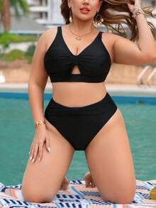 Swim Lushoire Novo conjunto de biquíni plus size feminino de três peças, cor sólida, com alças finas, top e calcinha modeladores. Design que afina a cintura, ideal para férias e momentos de lazer. - Preto - Ver 5