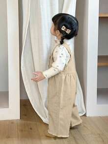 SHEIN Baby Girl Button Decor Pocket Frayed Hem Wide Leg Loose Denim Jumpsuit - Khaki - View 2