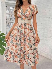 SHEIN Clasi Đầm midi nữ cổ chữ V, thắt eo, chất liệu ren, họa tiết hoa màu kaki/nâu, thanh lịch, thích hợp mặc hàng ngày, đi nghỉ mát, mùa xuân/hè. - Nhiều màu - Xem 4